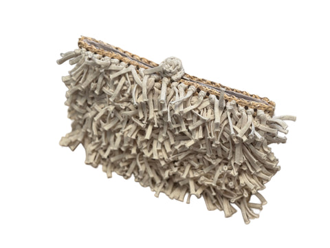 Basic Fringes raffia clutch